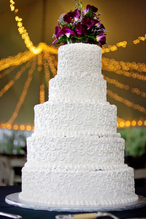 Image of wedding cake